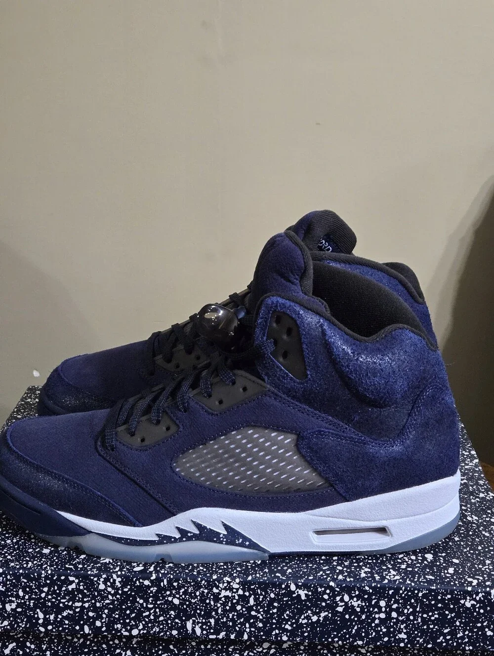 Jordan Retro 5 Georgetown